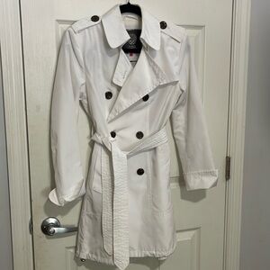 Vince Camuto women’s Trench Coat